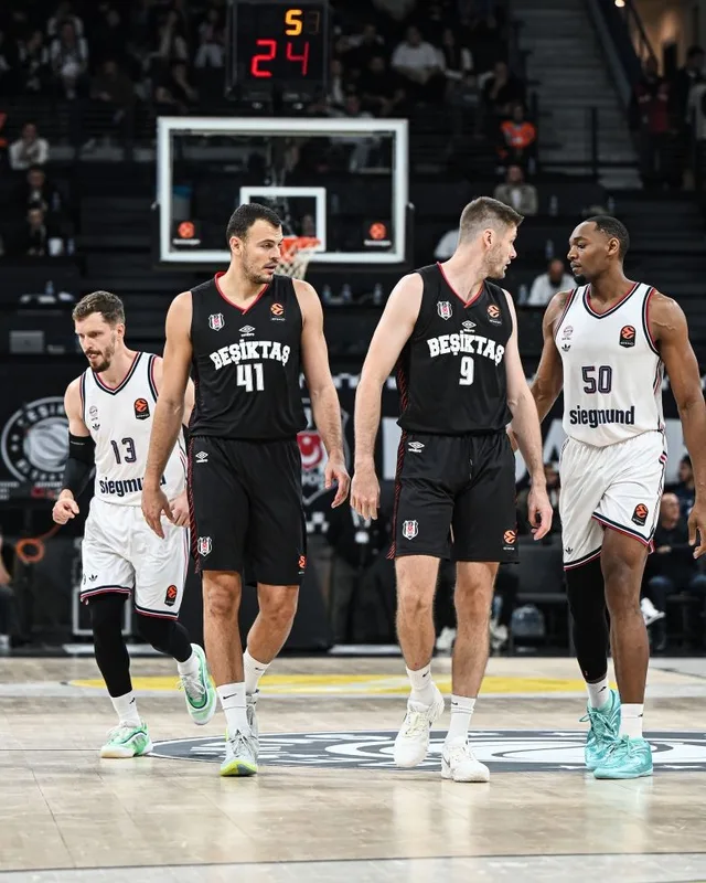 EUROLEAGUE'İN 6. HAFTASINDA BEŞİKTAŞ, SAHASINDA ALMAN EKİBİ BAYERN MÜNİH'İ 95-87 MAĞLUP ETTİ.