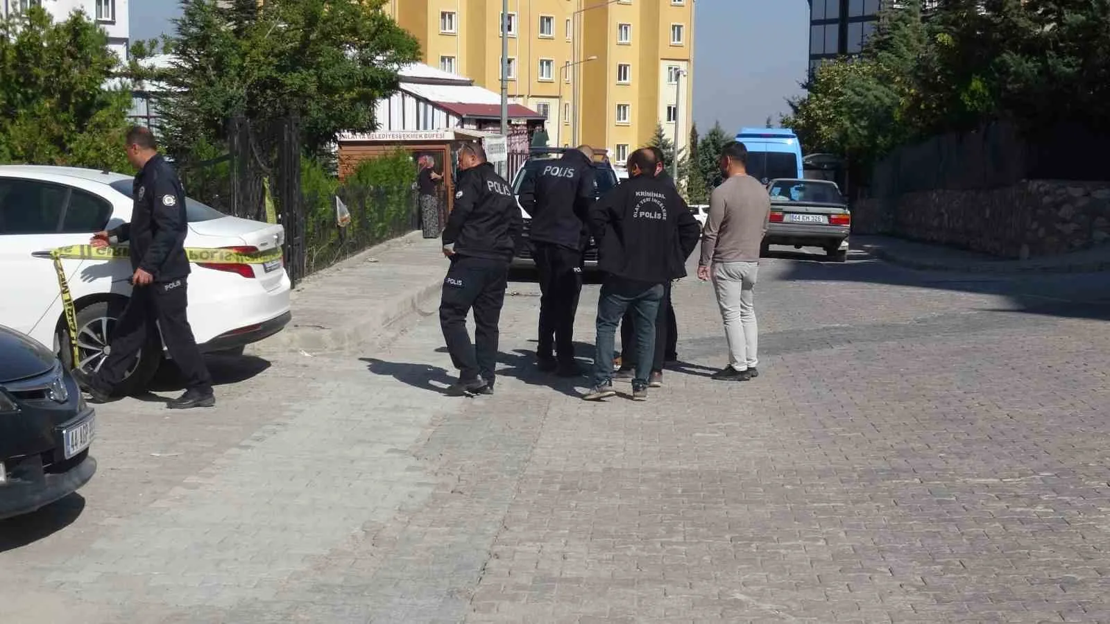 MALATYA'DA EŞİ TARAFINDAN BIÇAKLANAN 61 YAŞINDAKİ KADIN KALDIRILDIĞI HASTANEDE HAYATINI KAYBETTİ.
