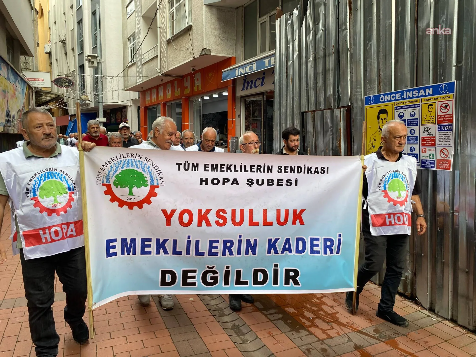 Sinop, Artvin, Bilecik... Emekliler dört bir yandan seslendi: "Maaşlarımız yaşanabilir seviyeye çıkarılmalı"