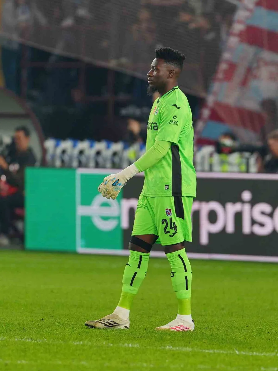 UEFA KONFERANS LİGİ 2. HAFTASINDA TRABZONSPOR, SAHASINDA İSKOÇ EKİBİ HEARTS'I 2-0 MAĞLUP ETTİ.