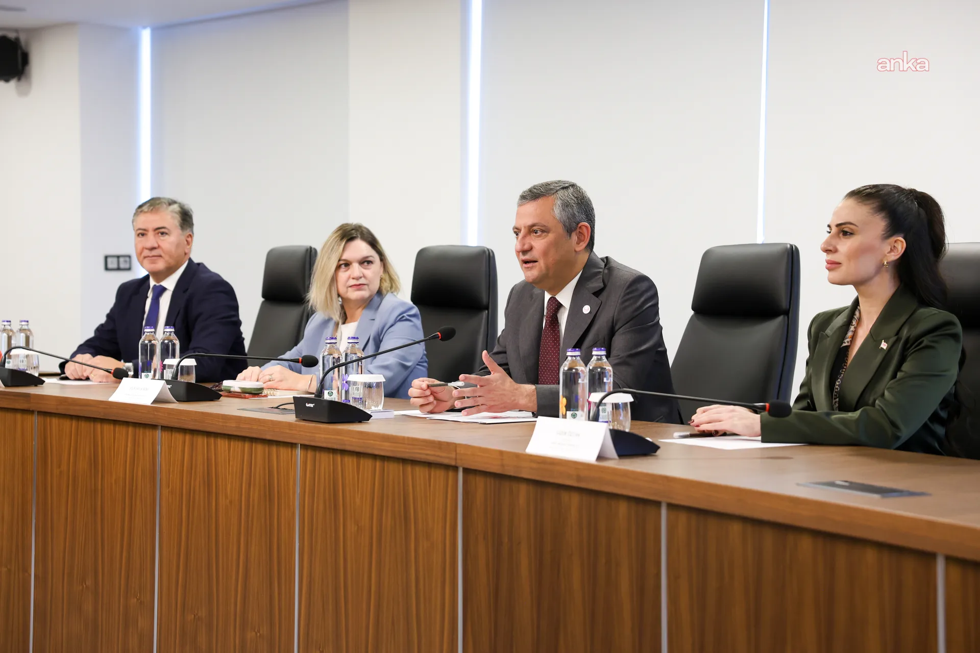 YENİ Parti -DEM Parti görüşmesi... Bakırhan: “Barış, iktidarla muhalefet arasında bir rekabet başlığı olmamalıdır" — fotoğraf 5