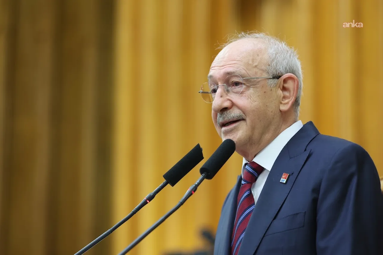 CHP Grup Toplantısı... Kemal Kılıçdaroğlu: Eğer gazeteci tutuklanıyorsa, orada demokrasi yara alıyor