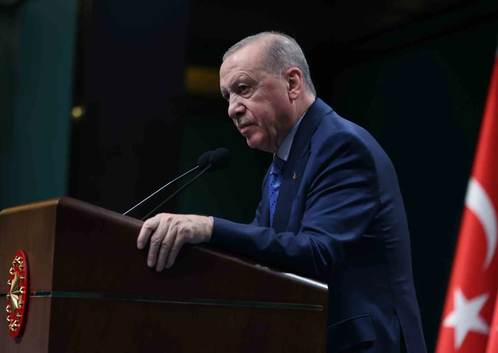 CUMHURBAŞKANI RECEP TAYYİP ERDOĞAN, CUMHURBAŞKANLIĞI KÜLLİYESİNDE GERÇEKLEŞTİRİLEN KABİNE TOPLANTISI'NIN ARDINDAN AÇIKLAMALARDA BULUNDU.