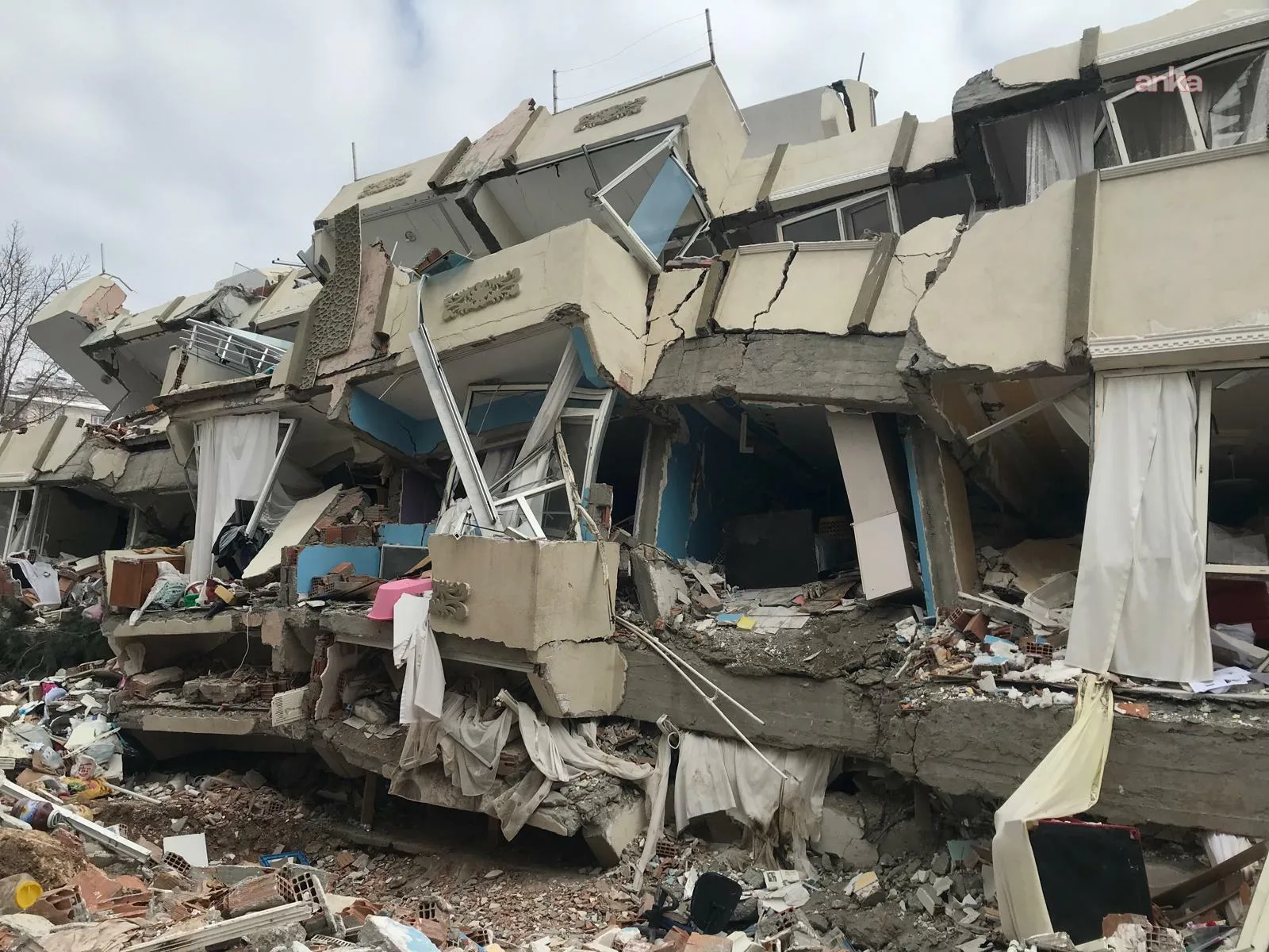 Arı Apartmanı iddianamesi depremden 3 yıl 8 ay sonra tamamlandı... Müşteki avukatı Özdoğan: Adalet arayışımızdan bir adım dahi geri adım atmayacağız — fotoğraf 3