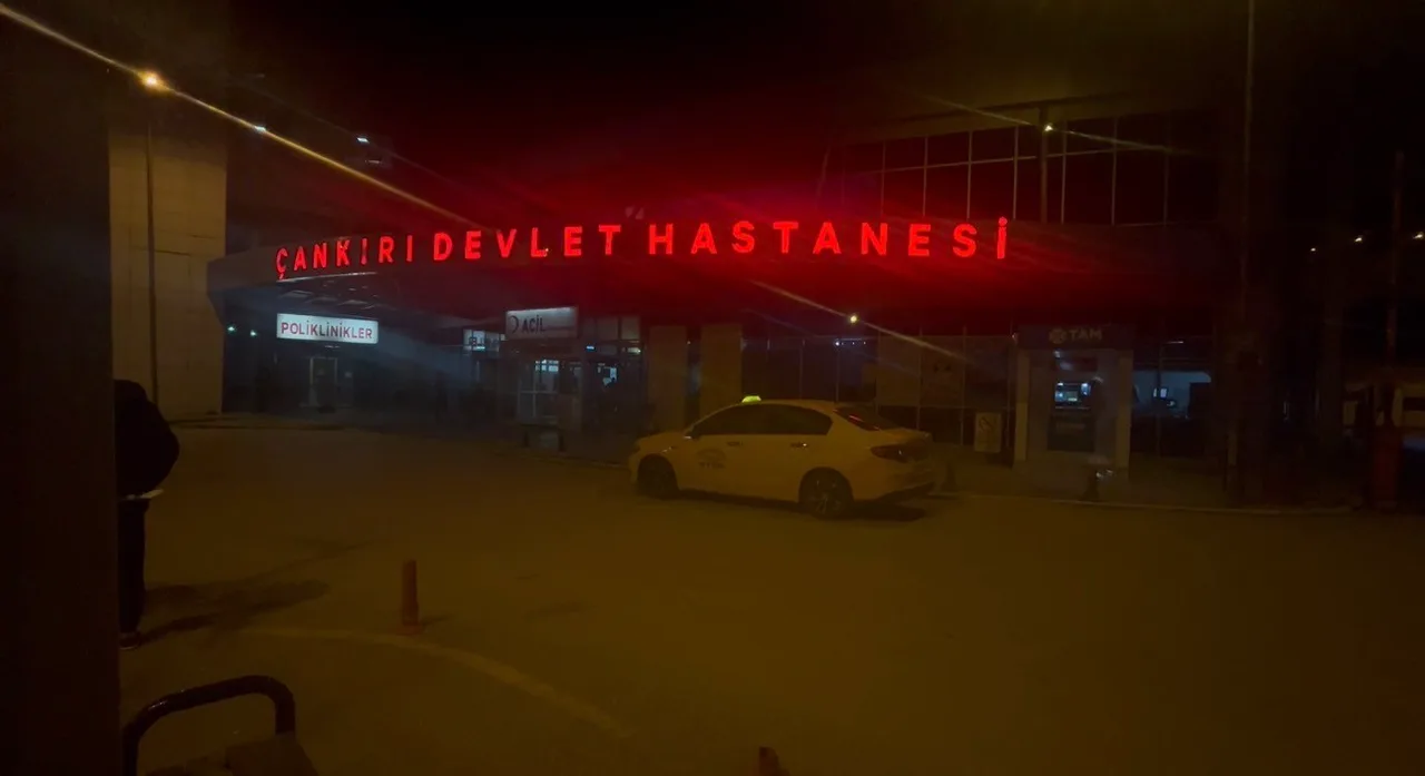 ÇANKIRI’NIN BAYRAMÖREN İLÇESİNDE MANTAR TOPLADIKTAN SONRA DÖNÜŞ YOLUNA GEÇEN VATANDAŞLARI TAŞIYAN OTOMOBİL KONTROLDEN ÇIKARAK UÇURUMA DEVRİLDİ. KAZADA 4 KİŞİ HAYATINI KAYBETTİ, 1 KİŞİ YARALANDI.