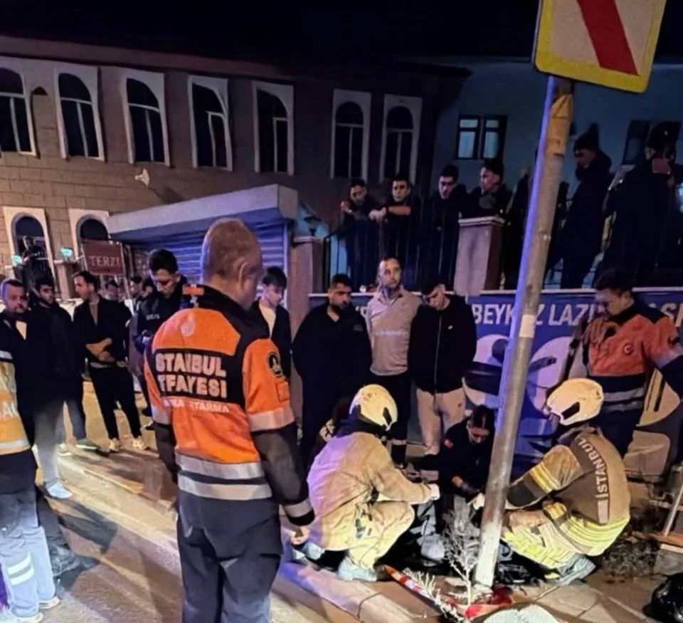 BEYKOZ’DA MOTOSİKLET DİREĞE ÇARPTI: 1 ÖLÜ