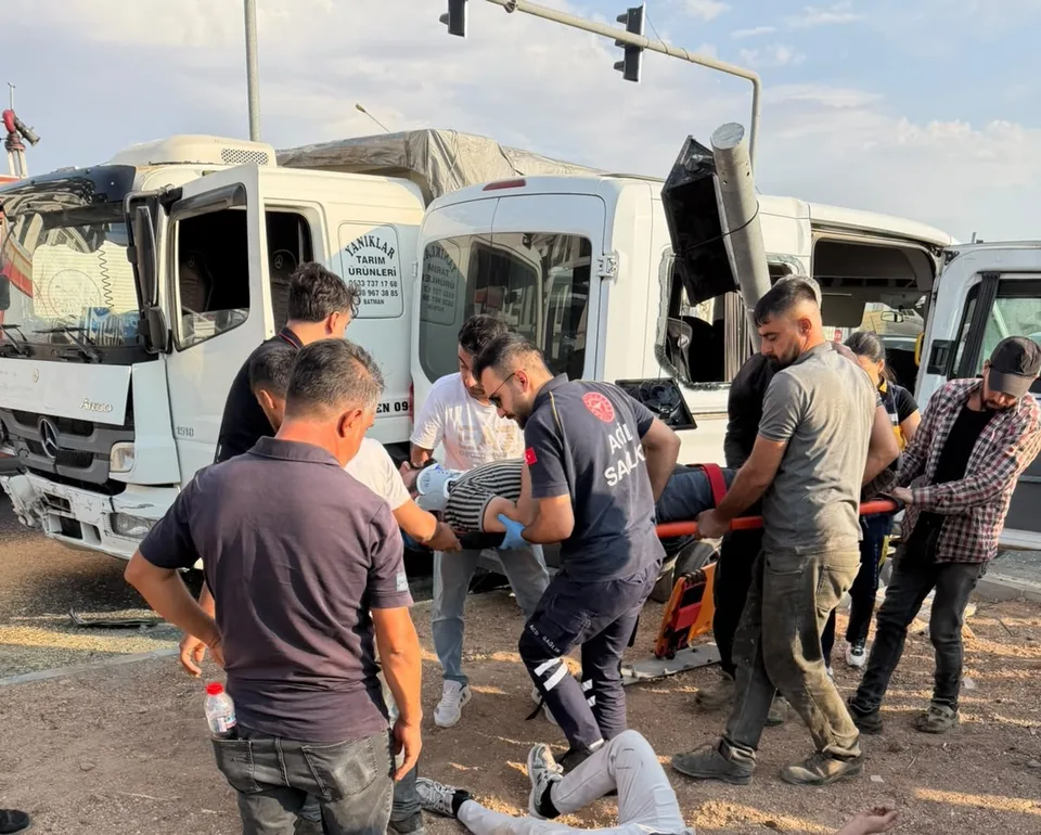 BATMAN’DA SABAH SAATLERİNDE KAZA: 6 KİŞİ YARALANDI