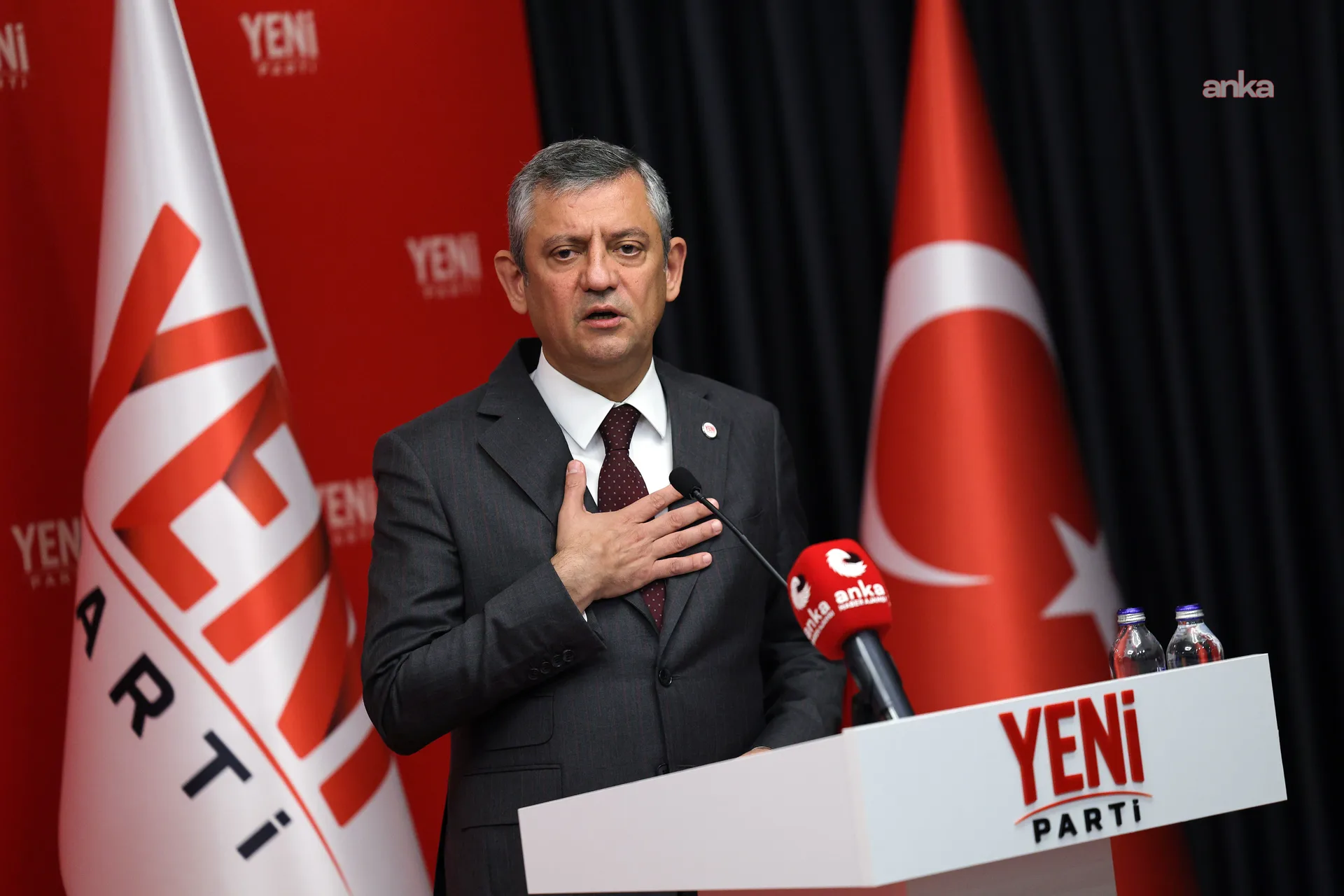 YENİ Parti-DEM Parti görüşmesi... Özgür Özel: “Kendi attıkları imzaya dahi sahip çıkmayan bir iktidarla karşı karşıyayız” — fotoğraf 6
