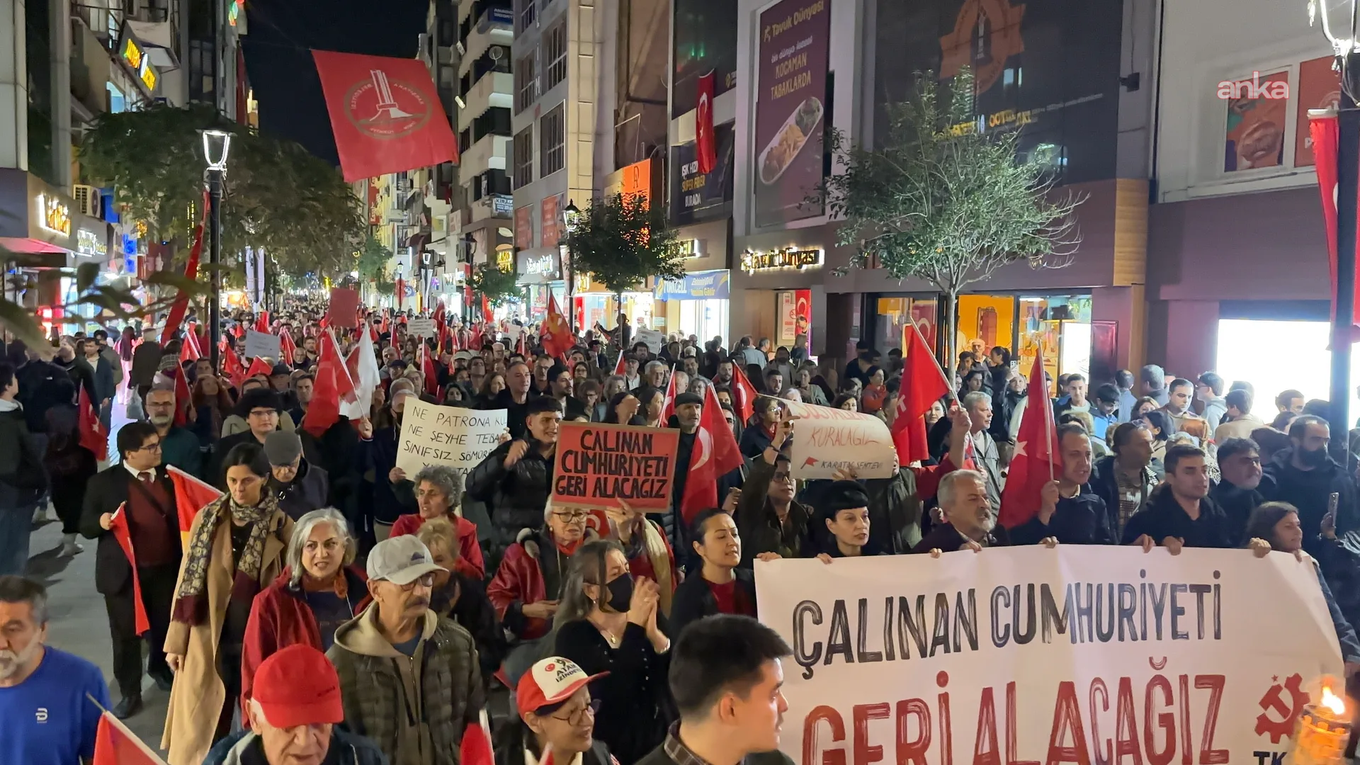 TKP'den Ankara, İstanbul ve İzmir'de 'Cumhuriyet' yürüyüşü — fotoğraf 4