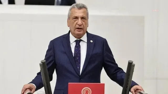 CHP'li Öztürkmen'den Bakan Tekin'e 'medrese' eleştirisi: "Görmezden geliyor, kulağının üstüne yatıyor"