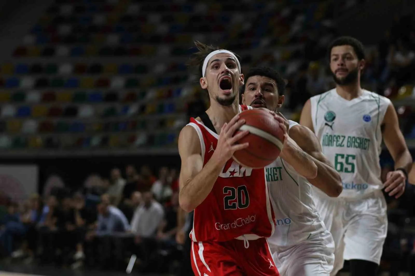 FIBA EUROPE CUP F GRUBU 2. HAFTA MÜCADELESİNDE KÖRFEZ BASKET, SAHASINDA KONUK ETTİĞİ FRANSA TEMSİLCİSİ ELAN CHALON'U 74-65 MAĞLUP ETTİ.