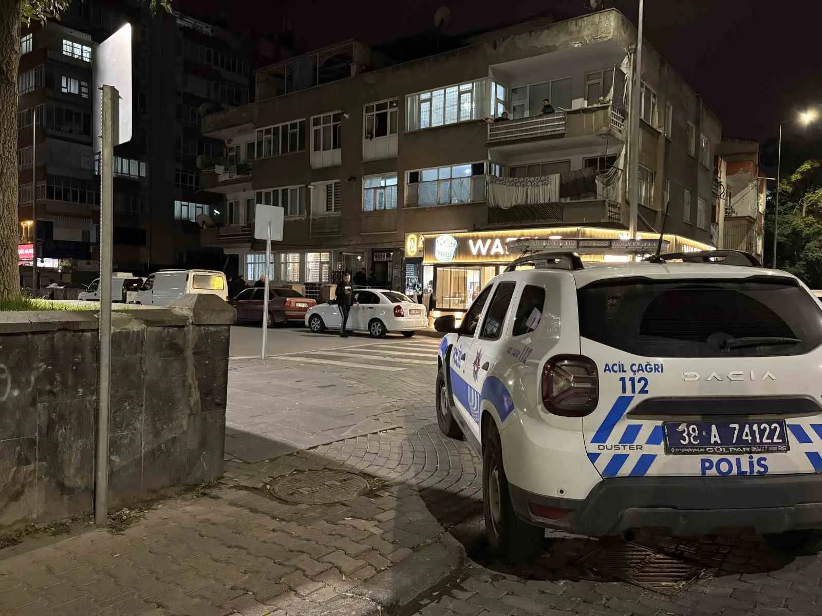 KAYSERİ’NİN KOCASİNAN İLÇESİNDE YALNIZ YAŞAYAN 74 YAŞINDAKİ ADAM EVİNİN TUVALETİNDE ÖLÜ BULUNDU.