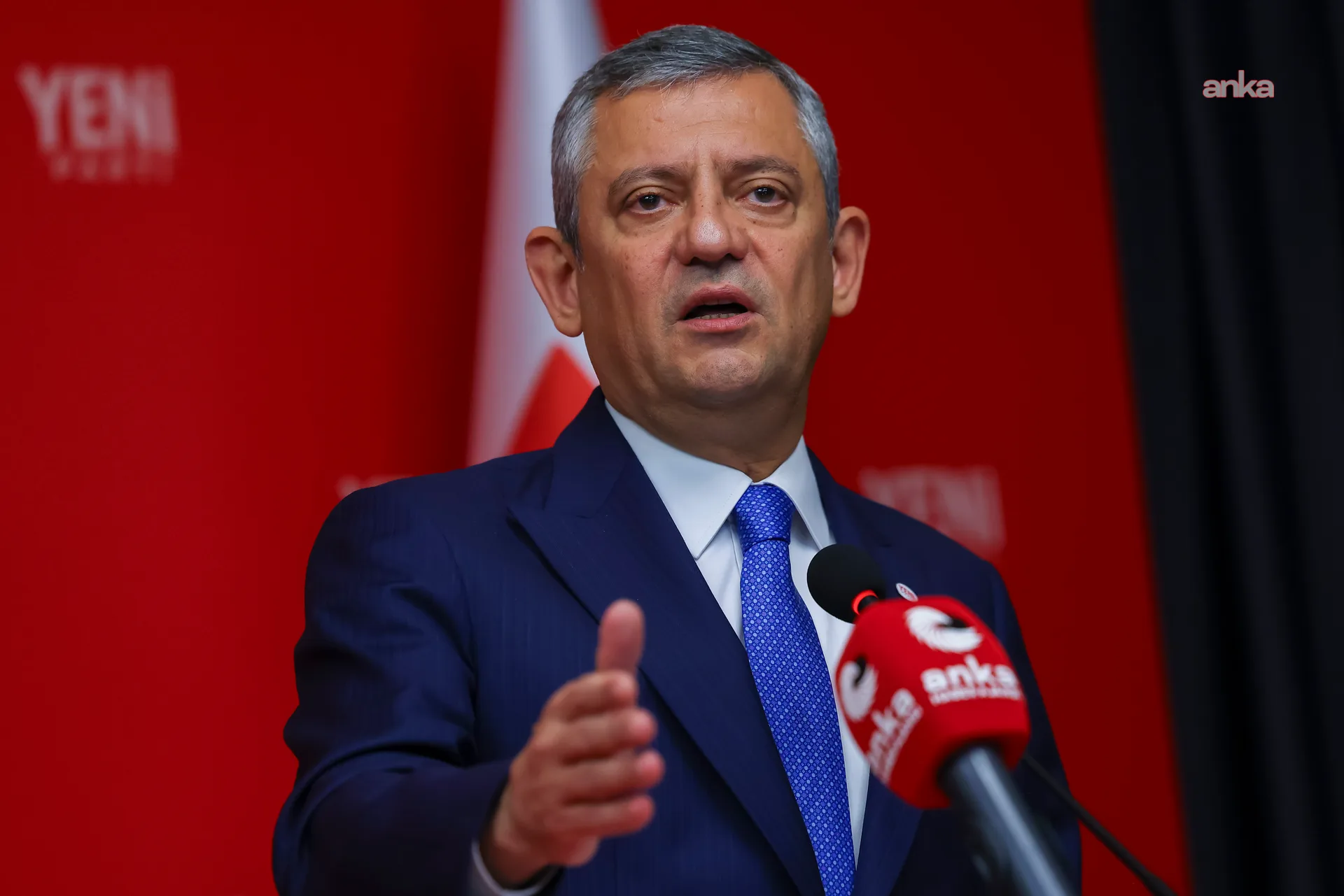 YENİ Parti-TİP görüşmesi... Özgür Özel: “Rehin alan mülkün sahibi olmaz. Mülkün asıl sahibi hala İzmirlilerdir” — fotoğraf 2