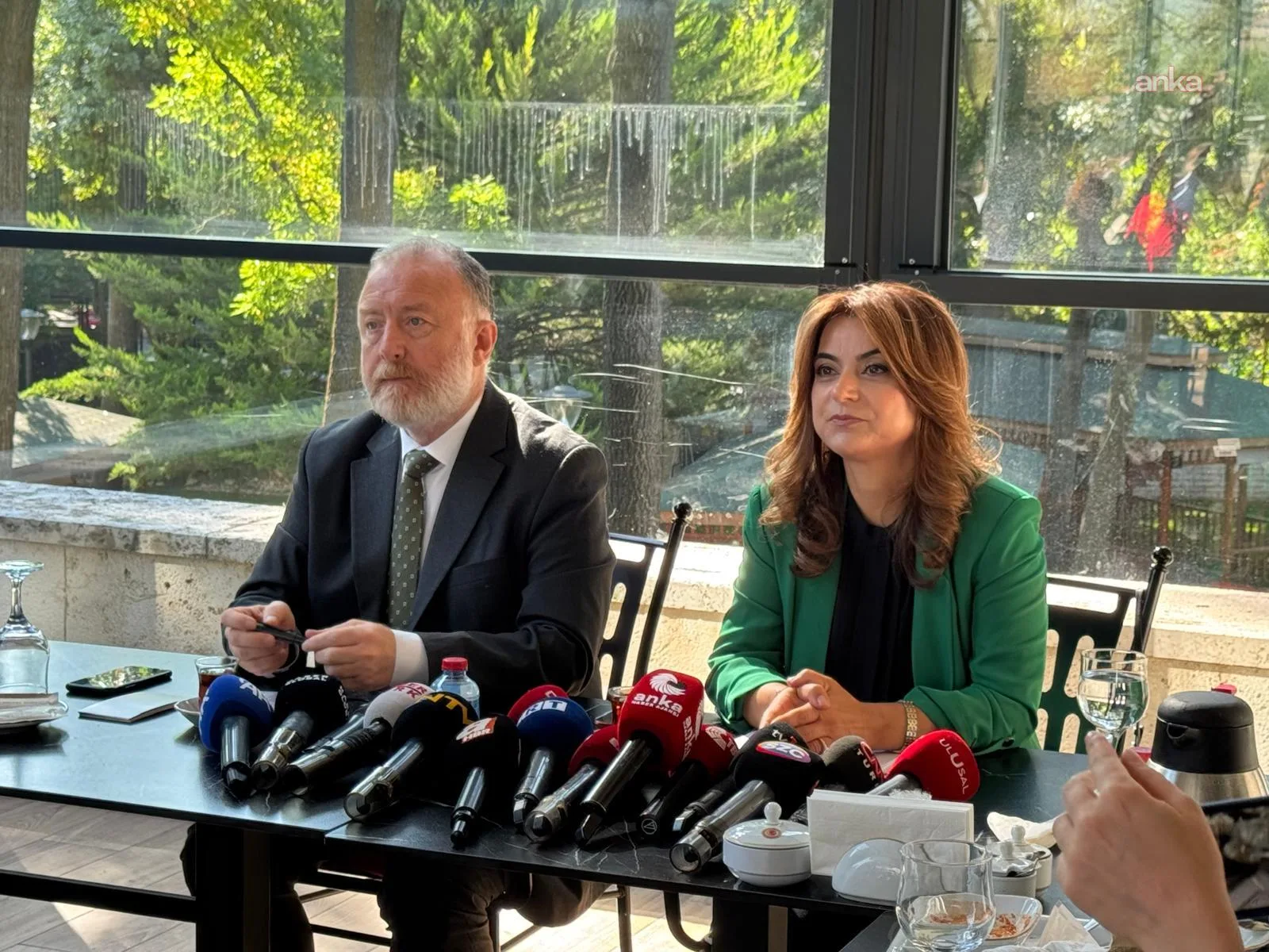 DEM Parti Grup Başkanvekilleri parlamento muhabirlerinin soruları cevapladı... Sezai Temelli: "MGK vesayetine bağlanmış bir yasayla karşı karşıyayız" — fotoğraf 3