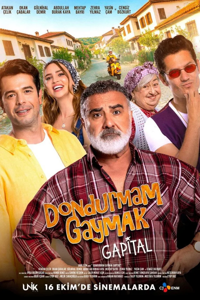 Dondurmam Gaymak: Gapital filminin afişi