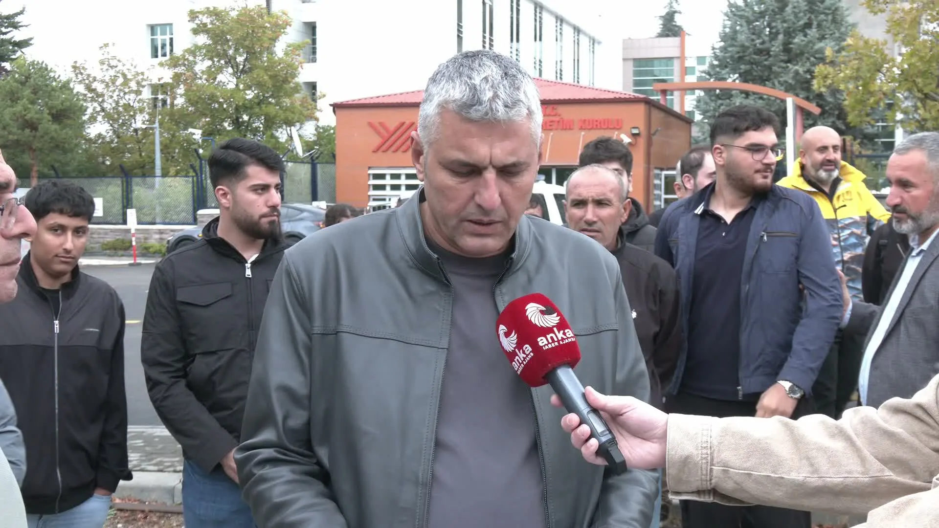 İran'daki Türk öğrenciler YÖK'ten yatay geçiş istedi