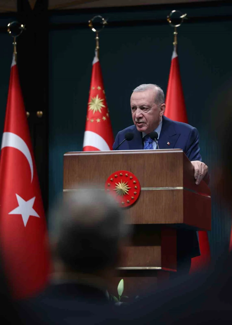 CUMHURBAŞKANI RECEP TAYYİP ERDOĞAN, CUMHURBAŞKANLIĞI KÜLLİYESİNDE GERÇEKLEŞTİRİLEN KABİNE TOPLANTISI'NIN ARDINDAN AÇIKLAMALARDA BULUNDU.