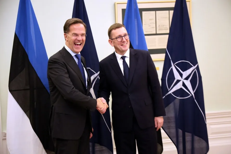 RESMİ BİR ZİYARET İÇİN ESTONYA'DA BULUNAN NATO GENEL SEKRETERİ MARK RUTTE, BAŞBAKAN KRİSTEN MİCHAL İLE GÖRÜŞTÜ. RUTTE VE MİCHAL, BAŞKENT TALLİNN'DE HÜKÜMET BİNASI STENBOCK EVİ'NDEKİ GÖRÜŞMENİN ARDINDAN ORTAK BASIN TOPLANTISI DÜZENLEDİ.