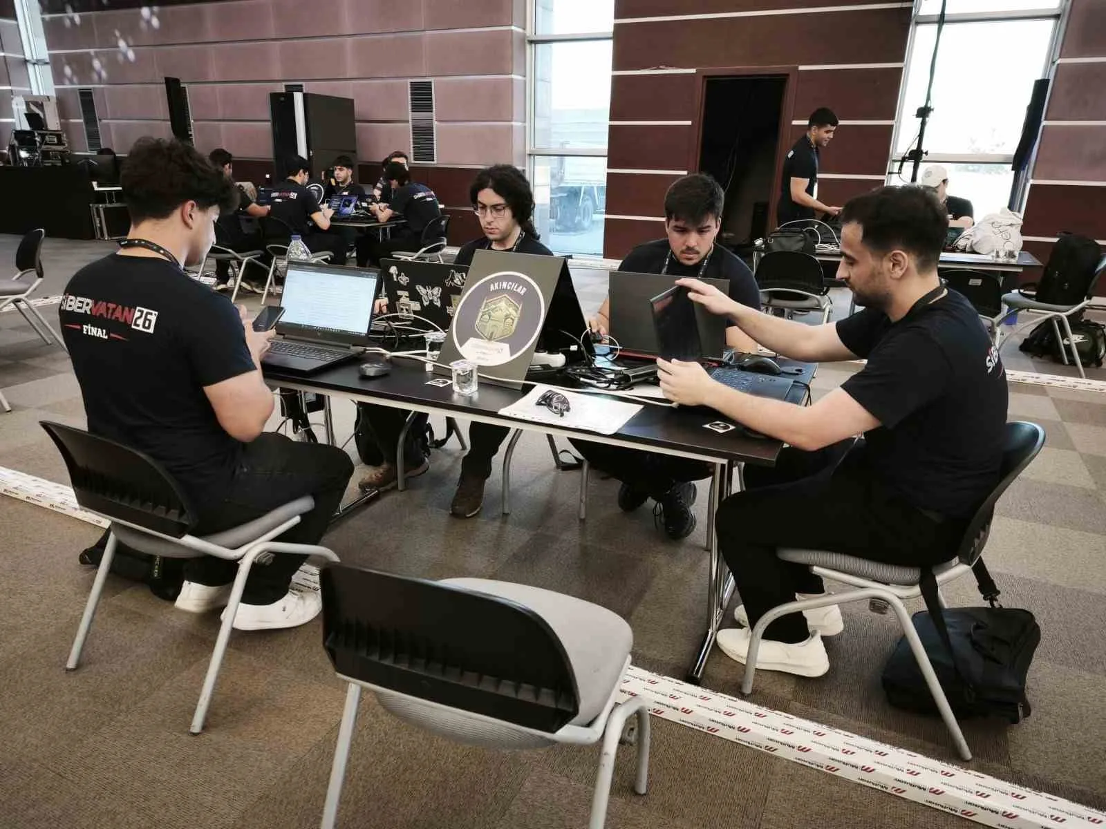 TÜRKİYE'NİN SİBER GÜVENLİK ALANINDAKİ NİTELİKLİ İNSAN KAYNAĞINI GÜÇLENDİRMEK AMACIYLA YÜRÜTÜLEN SİBER VATAN PROGRAMI'NIN 2027 DÖNEMİ BAŞVURULARI BAŞLADI.