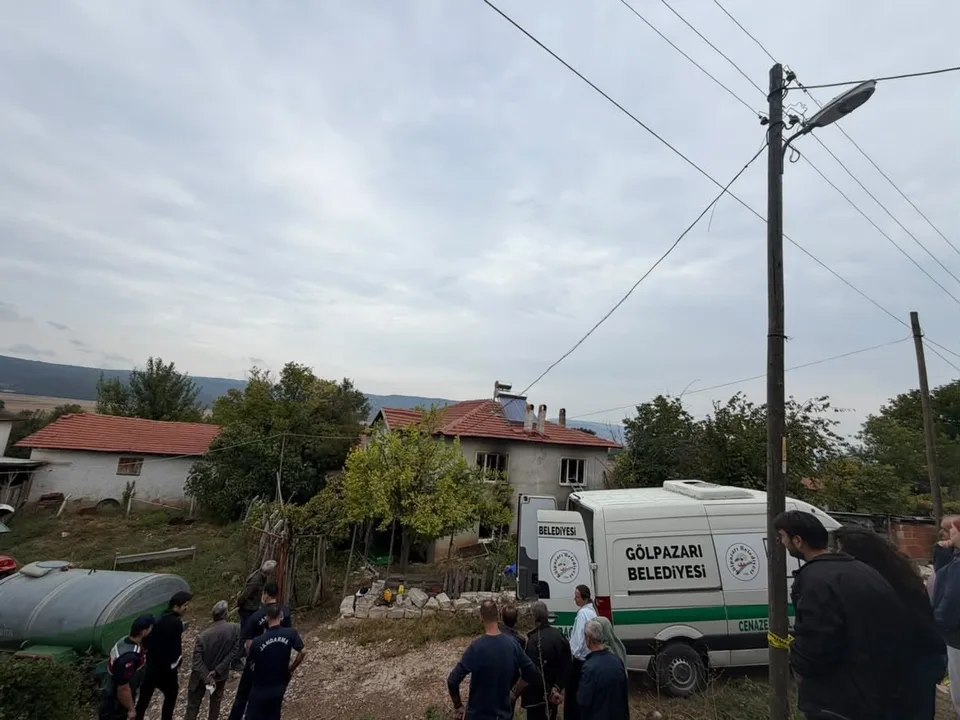 BİLECİK'TE ÇIKAN YANGINDA BABA-KIZ HAYATINI KAYBETTİ