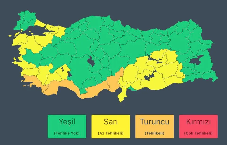 Antalya ve Adana'nın bazı ilçelerinde turuncu yağış uyarısı