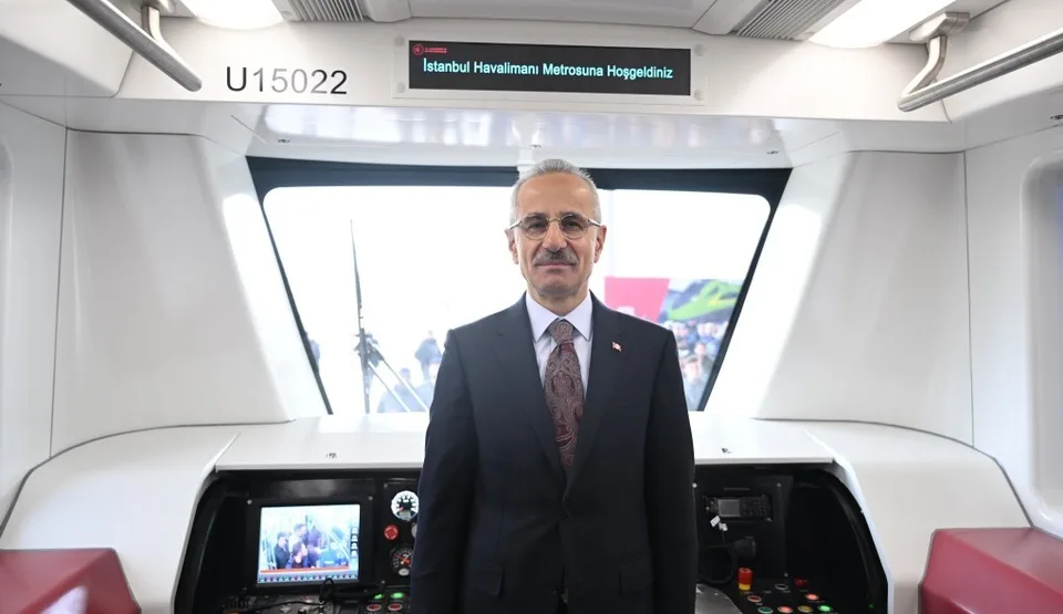 ULAŞTIRMA VE ALTYAPI BAKANI ABDULKADİR URALOĞLU