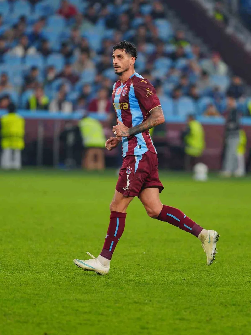 UEFA KONFERANS LİGİ 2. HAFTASINDA TRABZONSPOR, SAHASINDA İSKOÇ EKİBİ HEARTS'I 2-0 MAĞLUP ETTİ.