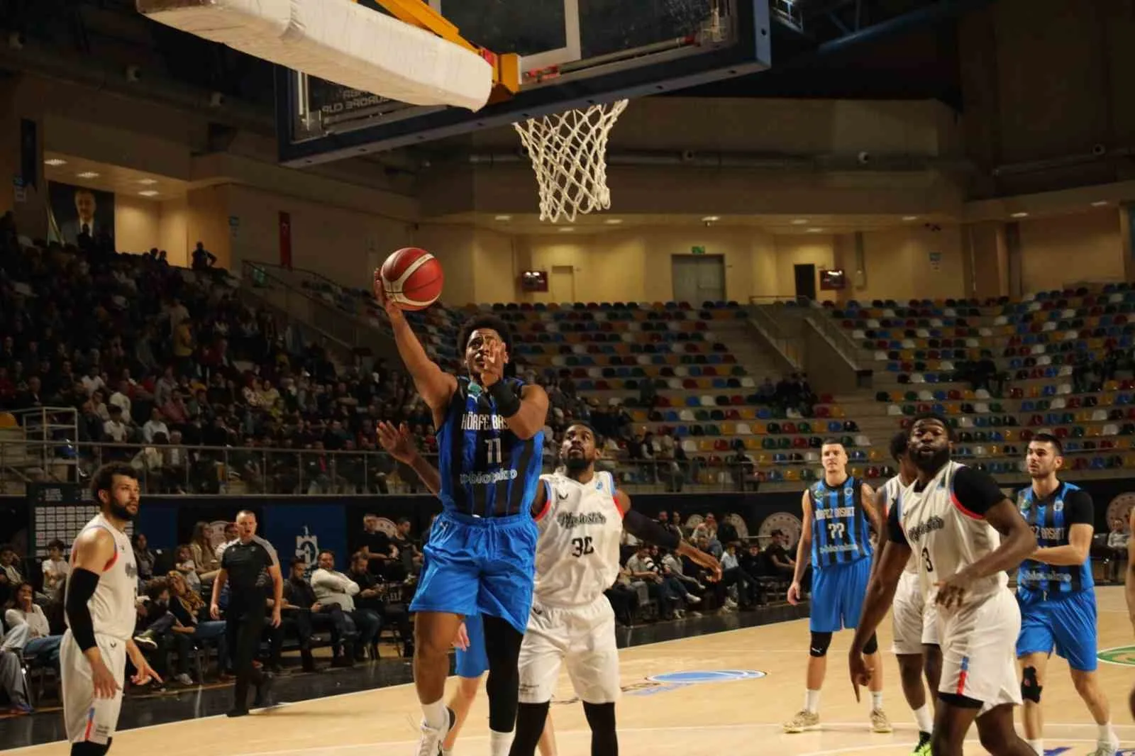 FIBA EUROPE CUP F GRUBU'NDA MÜCADELE EDEN KÖRFEZ BASKET, GRUPTAKİ ÜÇÜNCÜ MAÇTA İNGİLİZ EKİBİ MANCHESTER BASKETBALL'U KONUK ETTİ.