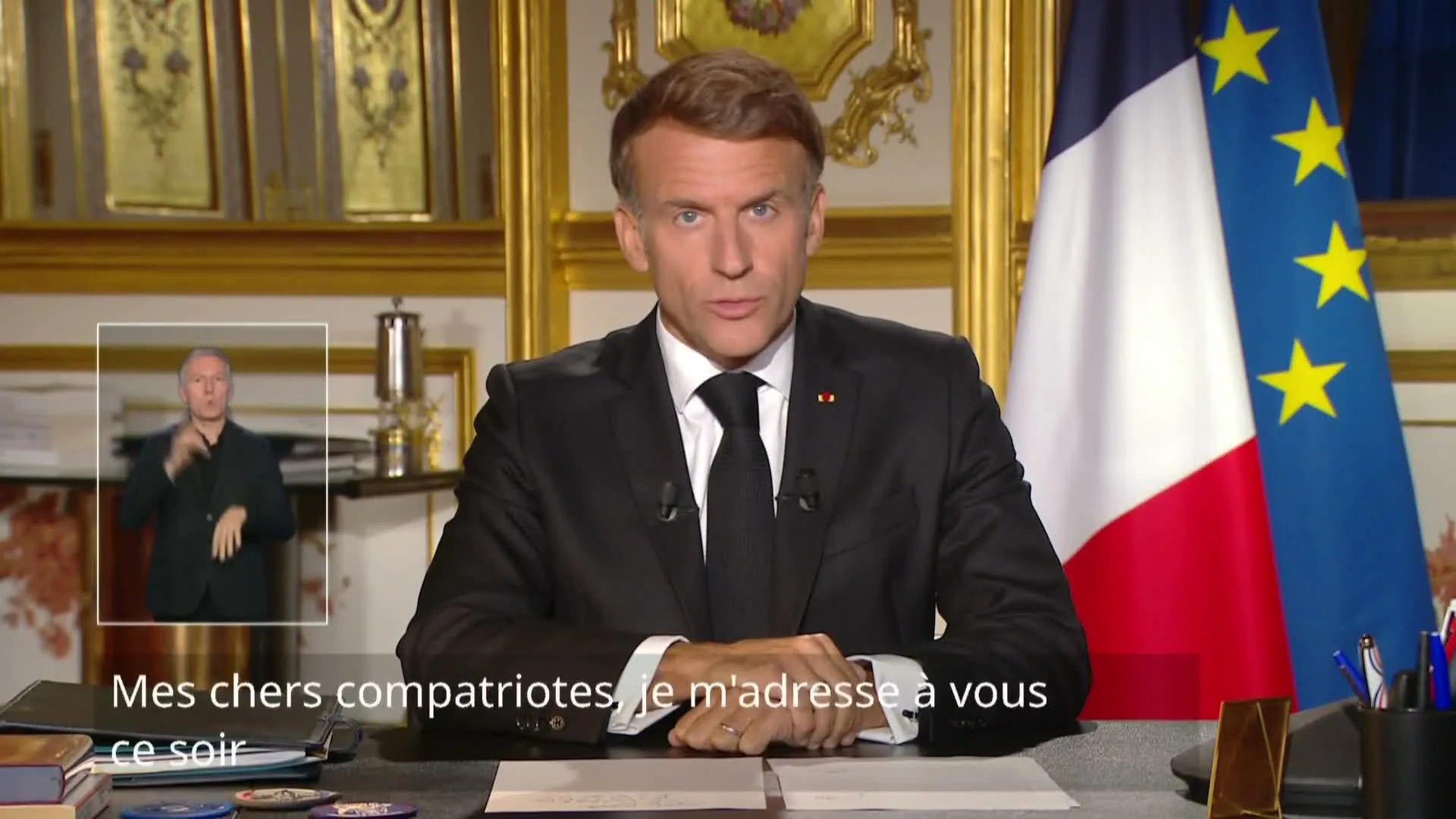 Macron'dan protestolara ilişkin açıklama: Cumhuriyeti devirmeye çalışanlar bunun hesabını vermeli
