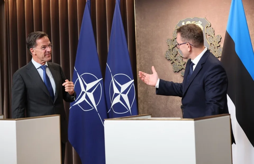 RESMİ BİR ZİYARET İÇİN ESTONYA'DA BULUNAN NATO GENEL SEKRETERİ MARK RUTTE, BAŞBAKAN KRİSTEN MİCHAL İLE GÖRÜŞTÜ. RUTTE VE MİCHAL, BAŞKENT TALLİNN'DE HÜKÜMET BİNASI STENBOCK EVİ'NDEKİ GÖRÜŞMENİN ARDINDAN ORTAK BASIN TOPLANTISI DÜZENLEDİ.