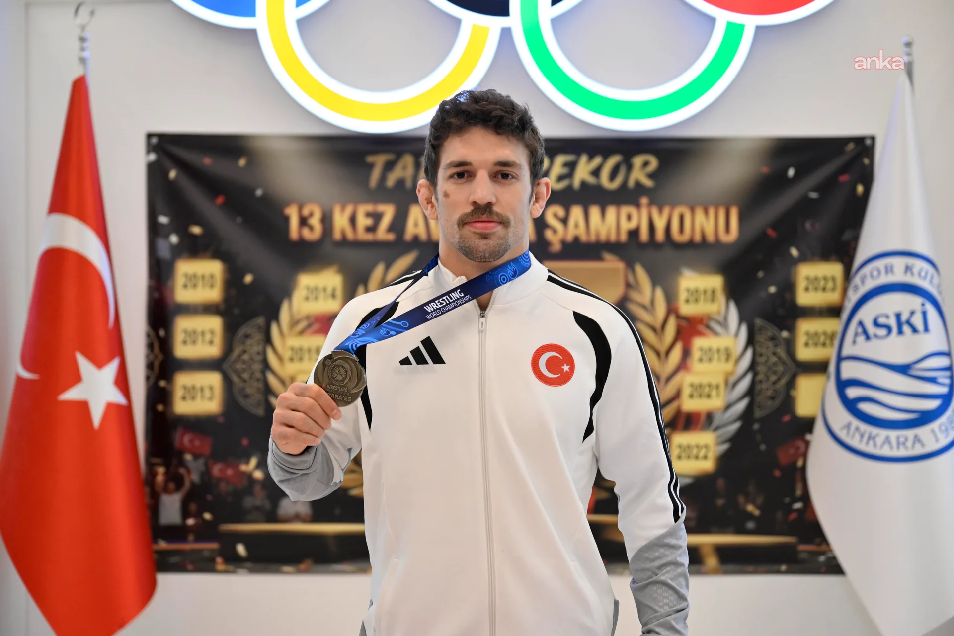 Yüksel Sarıçiçek dünya şampiyonasında gümüş aldı — fotoğraf 4
