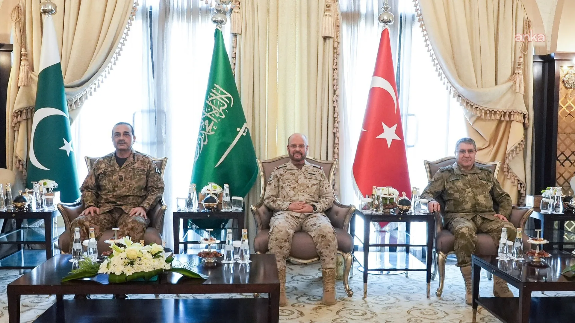 Orgeneral Selçuk Bayraktaroğlu, Riyad'daki toplantıya katıldı
