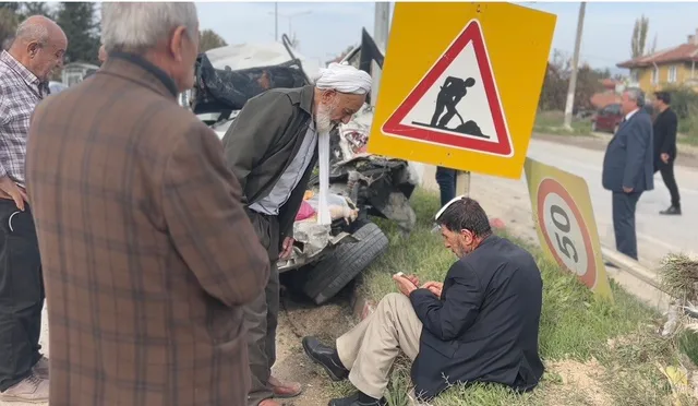 SAĞLIK EKİPLERİNCE YARALILARA İLK MÜDAHALELERİ YAPILDI