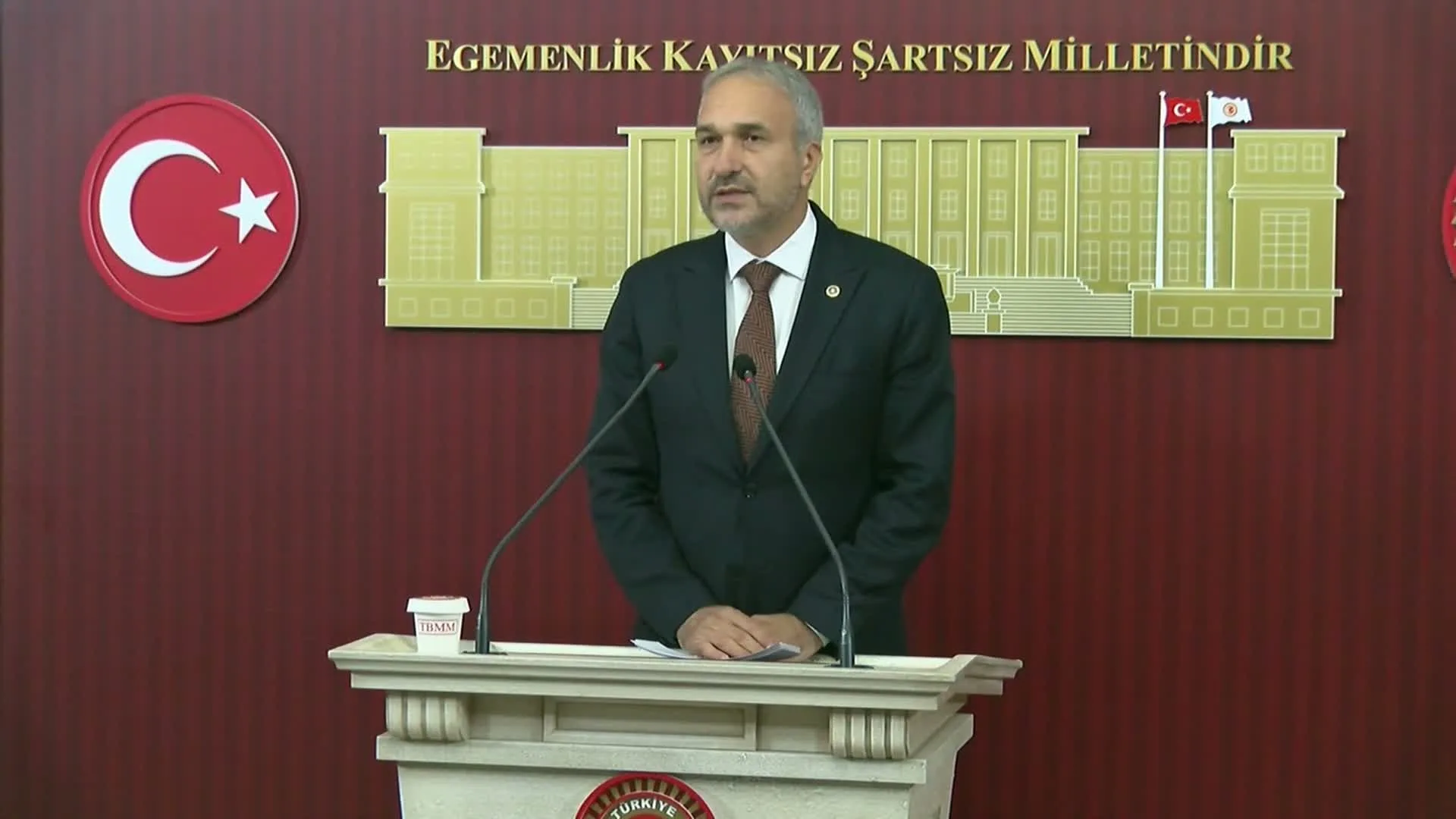 Suat Özçağdaş'tan Yusuf Tekin'e istifa çağrısı