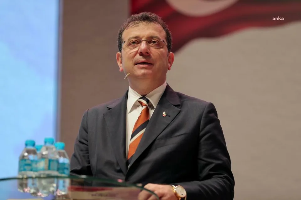 Ekrem İmamoğlu'ndan gazete alma ve gazetecileri takip çağrısı