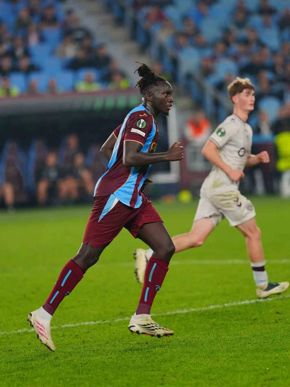 UEFA KONFERANS LİGİ 2. HAFTASINDA TRABZONSPOR, SAHASINDA İSKOÇ EKİBİ HEARTS'I 2-0 MAĞLUP ETTİ.