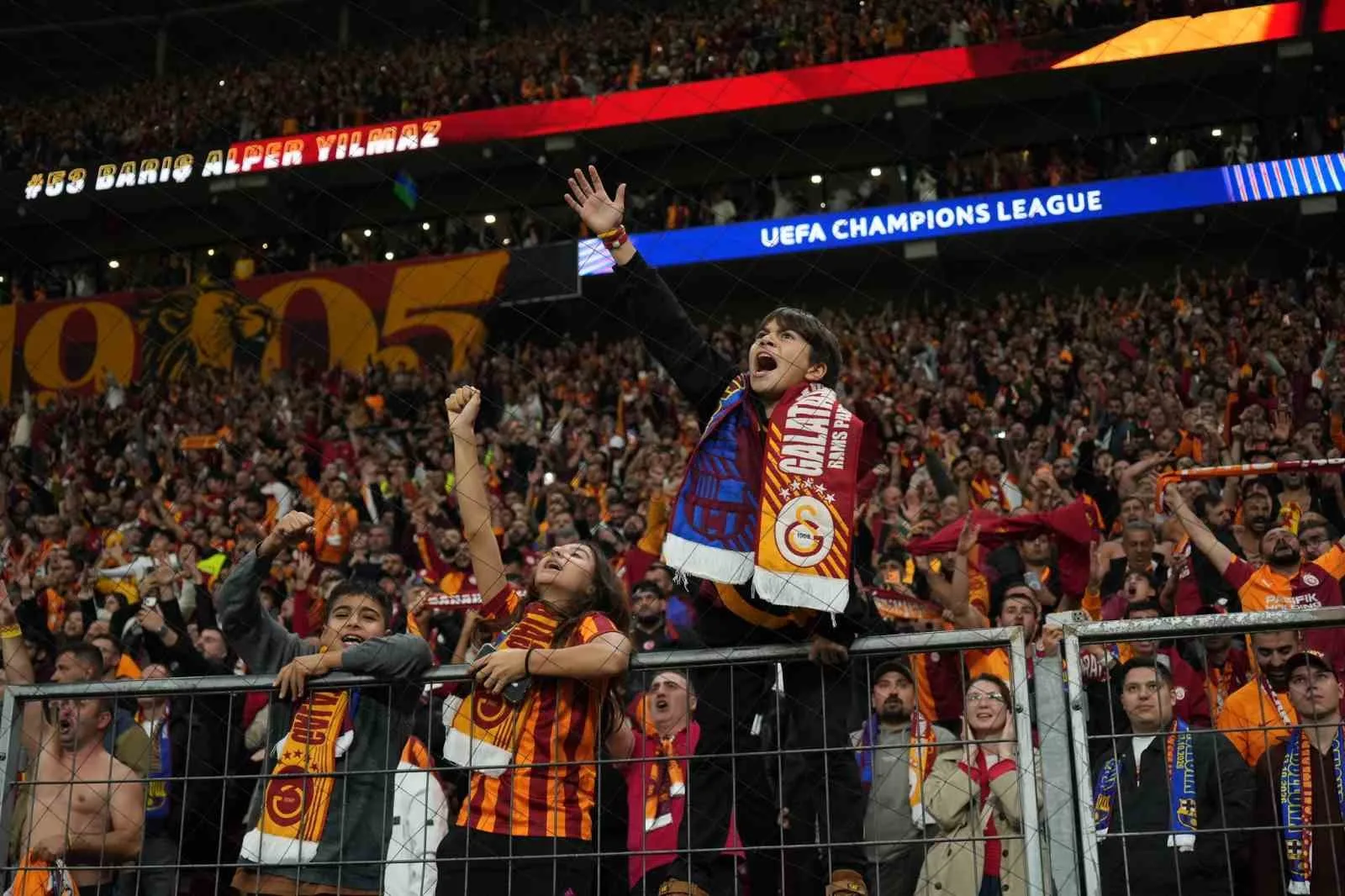 EUROLEAGUE'İN 5. HAFTASINDA FENERBAHÇE, KONUK ETTİĞİ LİTVANYA EKİBİ ZALGİRİS KAUNAS'I 99-80'LİK SKORLA MAĞLUP ETTİ. SARI-LACİVERTLİLER, LİGDE 4. GALİBİYETİNİ ELDE ETTİ.