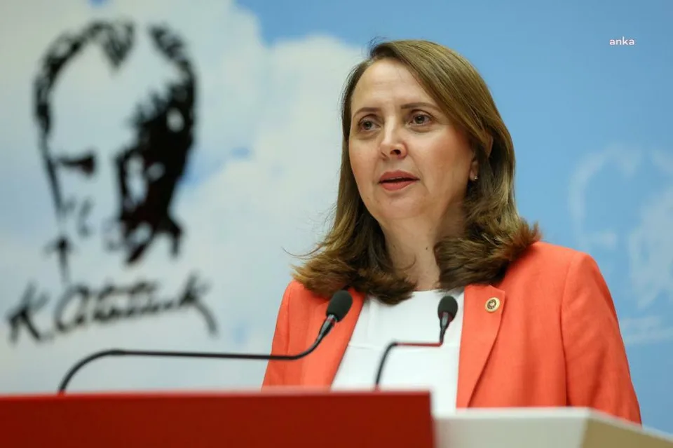 Vahap Seçer tutuklandı... Semra Dinçer: Siyasette rakip sandıkta yenilir