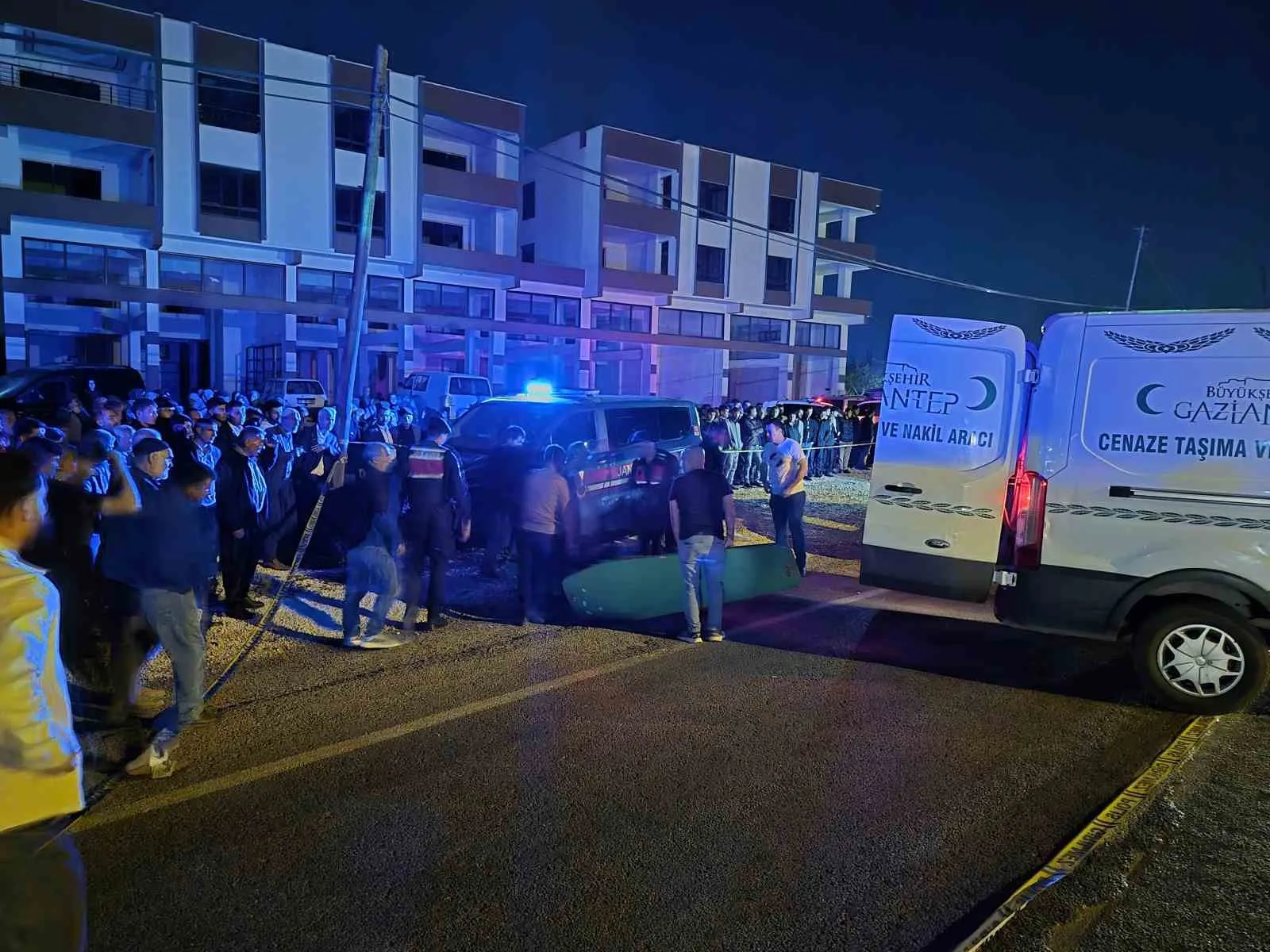 GAZİANTEP’TE OTOMOBİLİN ÇARPTIĞI KADIN HAYATINI KAYBETTİ