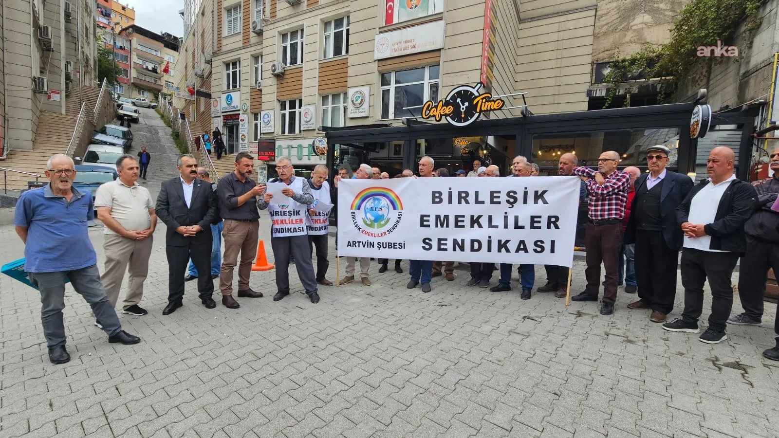 Sinop, Artvin, Bilecik... Emekliler dört bir yandan seslendi: "Maaşlarımız yaşanabilir seviyeye çıkarılmalı" — fotoğraf 4