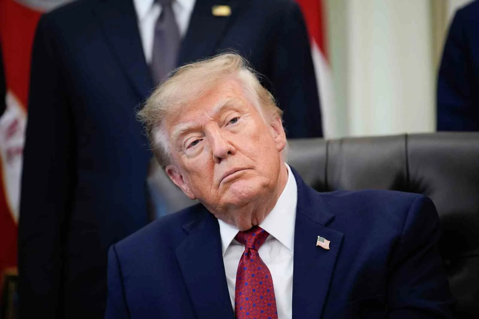 ABD BAŞKANI DONALD TRUMP, "İRAN'I YOK EDEREK DÜNYADA BARIŞ TESİS ETTİK. İRAN'LA HİÇBİR ZAMAN BARIŞ SAĞLANABİLECEĞİNİ DÜŞÜNMÜYORUM" DEDİ.