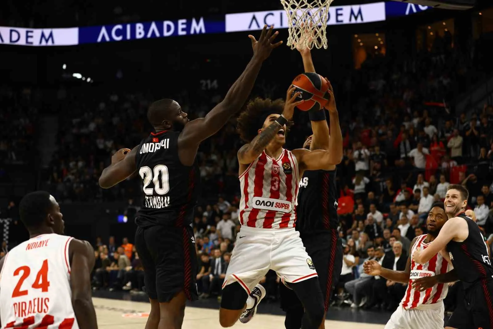 EUROLEAGUE'İN 8. HAFTASINDA BEŞİKTAŞ, SAHASINDA KARŞILAŞTIĞI YUNAN EKİBİ OLYMPİAKOS'A 81-73 MAĞLUP OLDU.