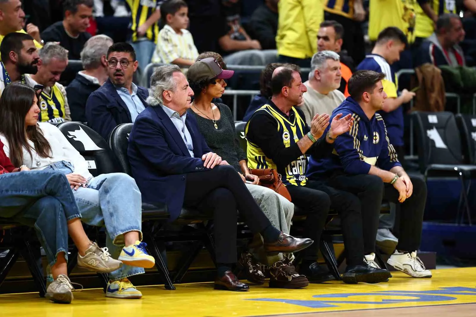 FENERBAHÇE, EUROLEAGUE 6. HAFTA MAÇINDA SAHASINDA SIRBİSTAN EKİBİ PARTİZAN’I 74-65 MAĞLUP ETTİ.