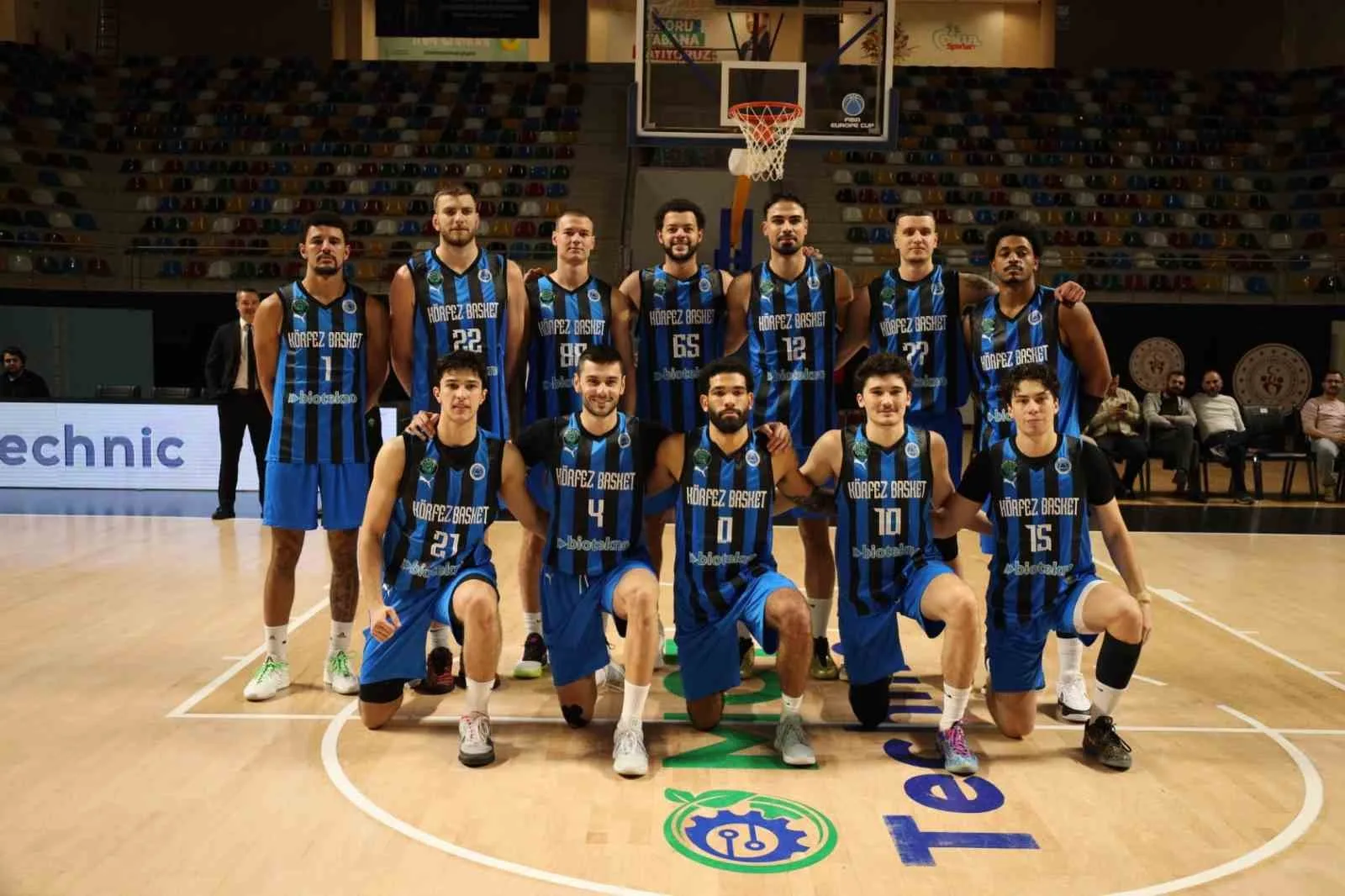 KÖRFEZ BASKET, AVRUPA KUPASI'NDA ÜÇÜNCÜ MAÇINDA MANCHESTER BASKETBALL'I İZMİT'TE KONUK ETTİ. KOCAELİ EKİBİ DEPLASMANDAKİ İLK MAÇI KAYBETMİŞ, KENDİ SAHASINDAKİ İKİNCİ MAÇINI İSE KAZANMIŞTI.