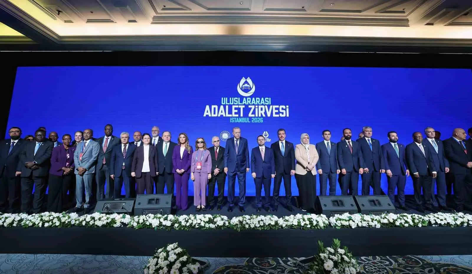 CUMHURBAŞKANI RECEP ERDOĞAN, ÇIRAĞAN SARAYI'NDA DÜZENLENEN ULUSLARARASI ADALET ZİRVESİNE KATILDI.