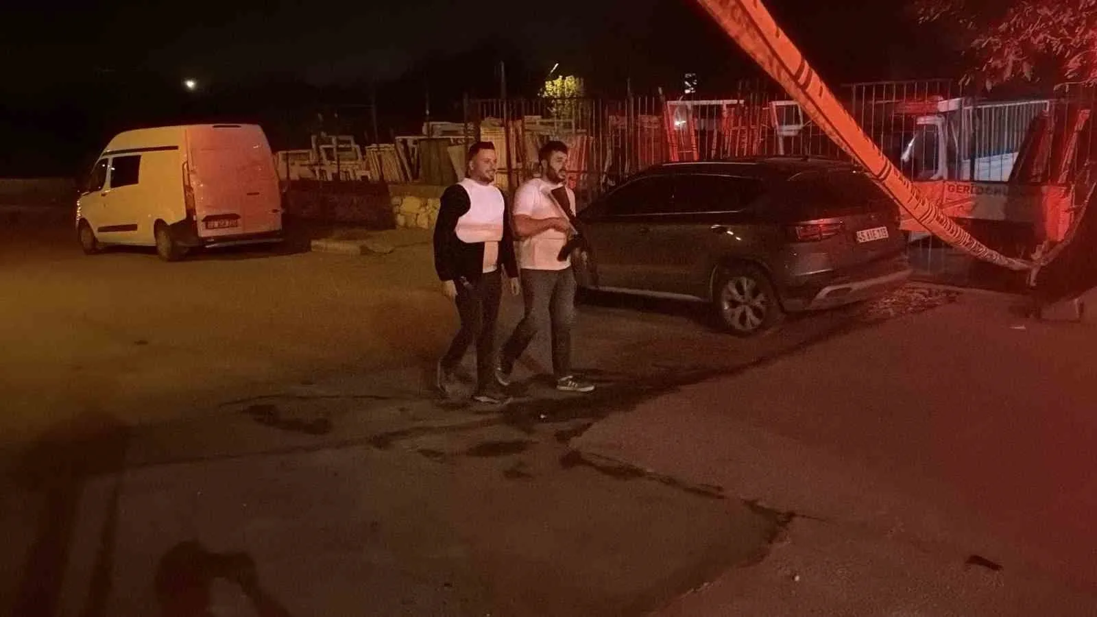 ADIYAMAN’DA, ‘YÜKSEK SESLİ MÜZİK’ MESELESİ DOLAYISIYLA ÇIKAN SİLAHLI ÇATIŞMADA ÇOK SAYIDA KİŞİ GÖZALTINA ALINDI.