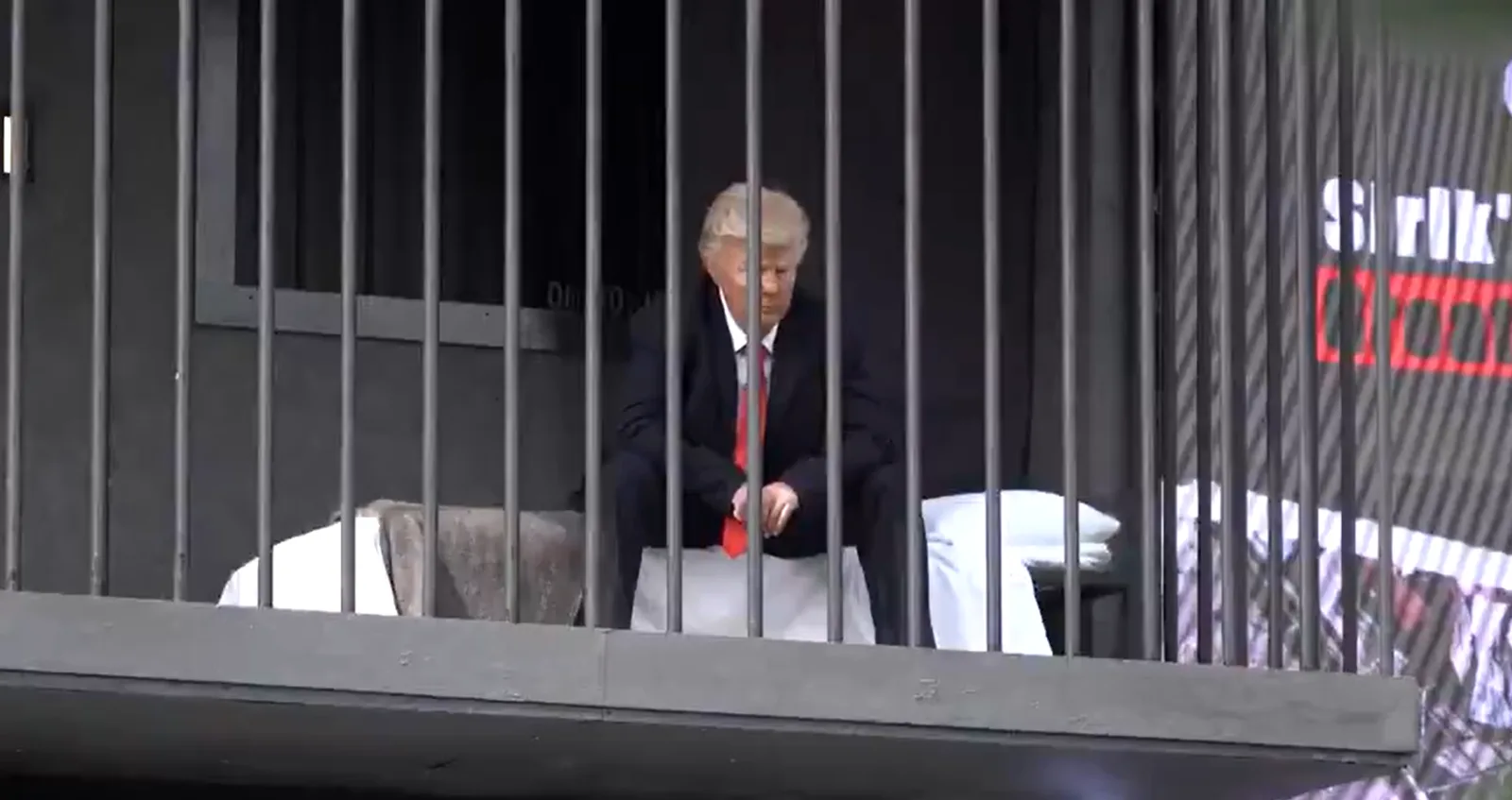 Trump - iran - hapis - canlandırma