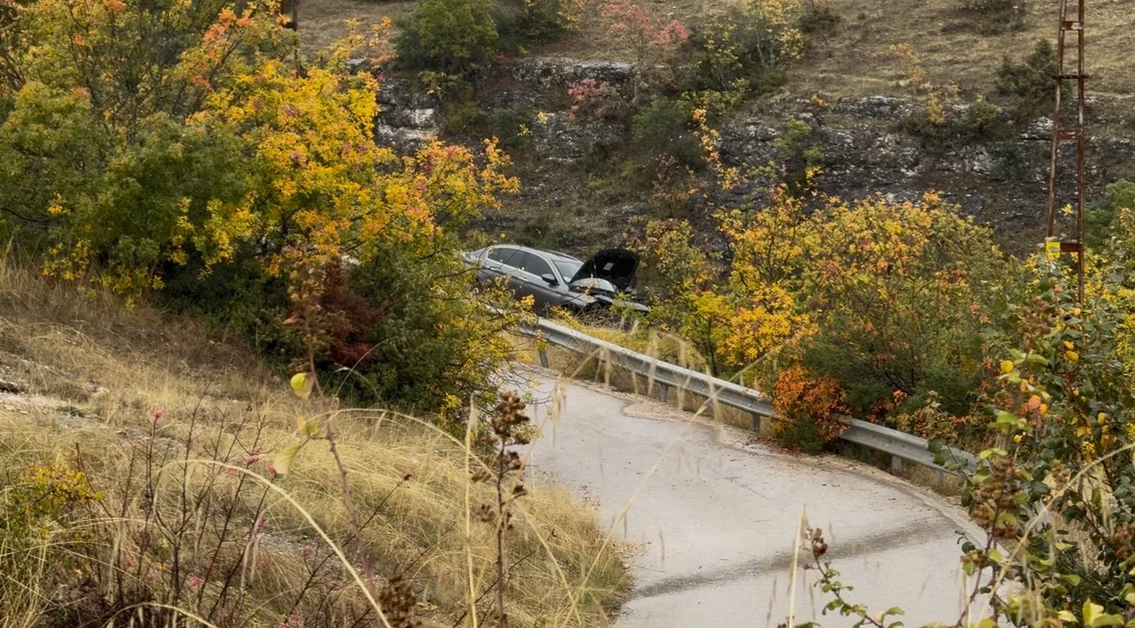 KARABÜK’ÜN SAFRANBOLU İLÇESİNDE, İNCEKAYA KANYONU KENARINDA KAZA YAPMIŞ HALDE BULUNAN OTOMOBİLİN SÜRÜCÜSÜNÜN CANSIZ BEDENİNE KANYONDA ULAŞILDI.