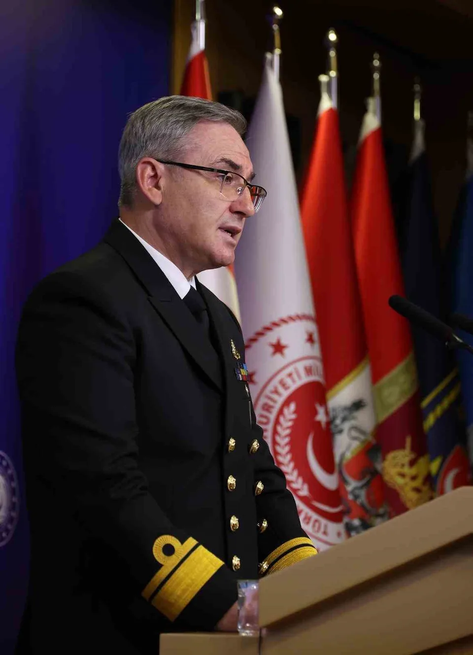 MSB SÖZCÜSÜ TUĞAMİRAL ZEKİ AKTÜRK, BAKANLIKTA DÜZENLENEN HAFTALIK BASIN BİLGİLENDİRME TOPLANTISI’NDA KONUŞTU