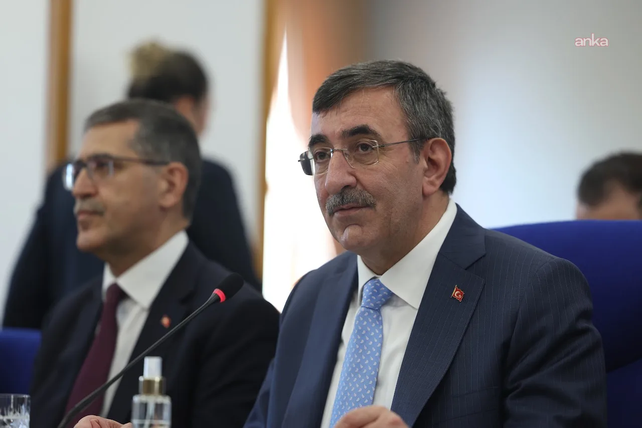 TBMM Plan ve Bütçe Komisyonu... Cevdet Yılmaz: "2027 yılında bütçe açığı 3 trilyon 868 milyar lira olarak öngörülüyor" — fotoğraf 4